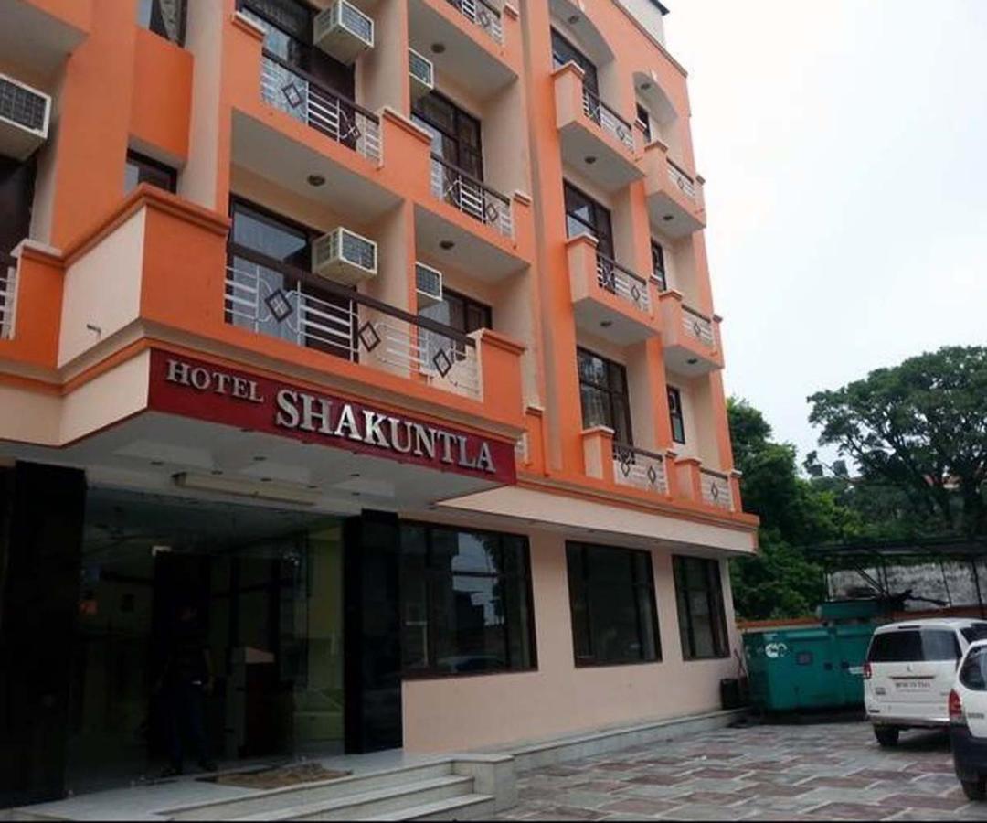Hotel Shakuntala カトラ エクステリア 写真
