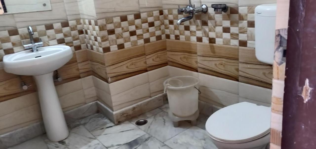 Hotel Shakuntala カトラ エクステリア 写真