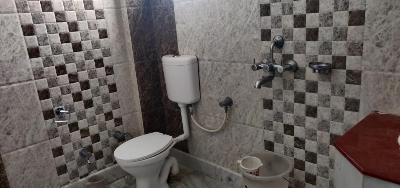 Hotel Shakuntala カトラ エクステリア 写真